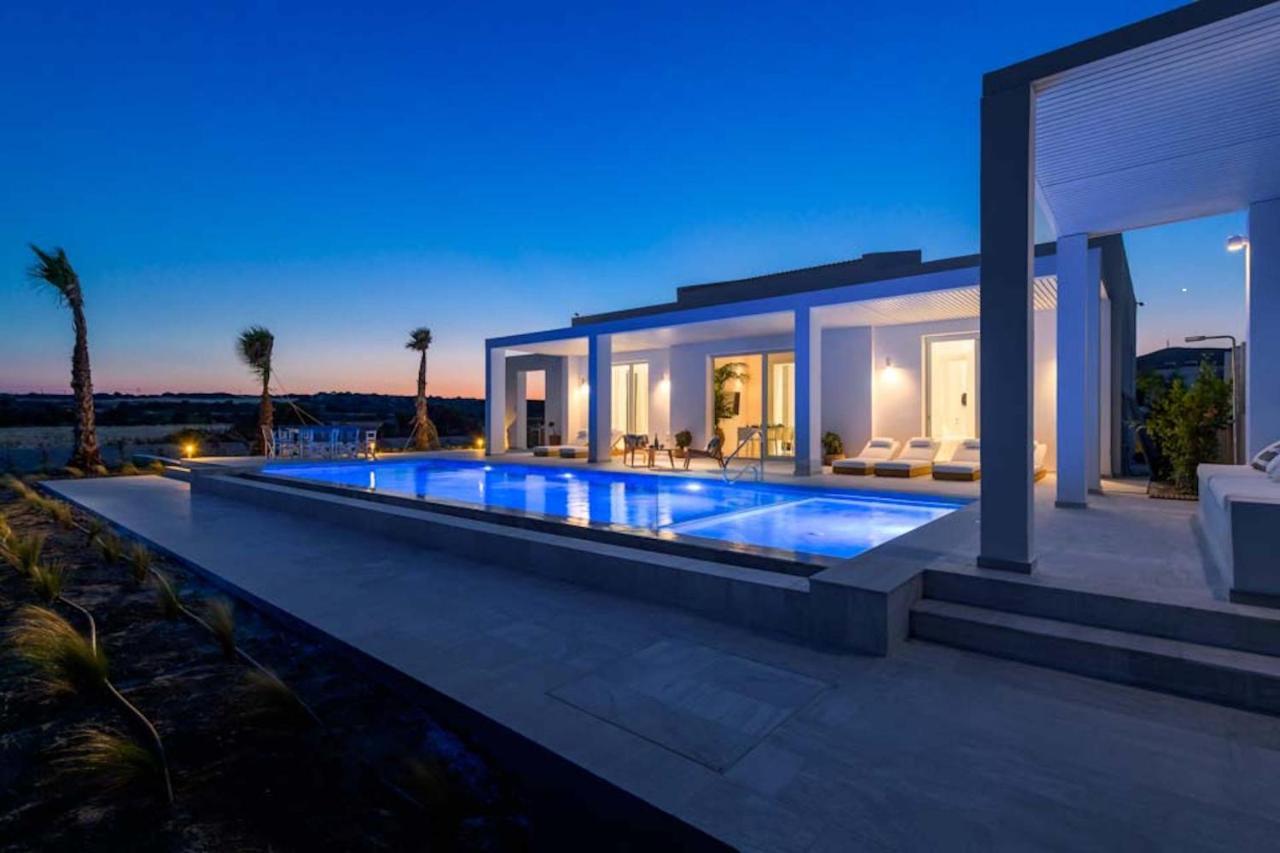 Seashore Beachfront Villa Lakhania Exterior foto