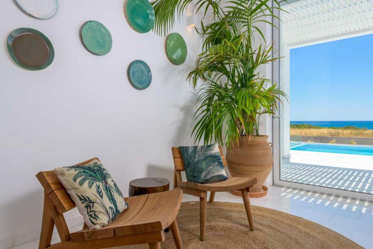 Seashore Beachfront Villa Lakhania Exterior foto
