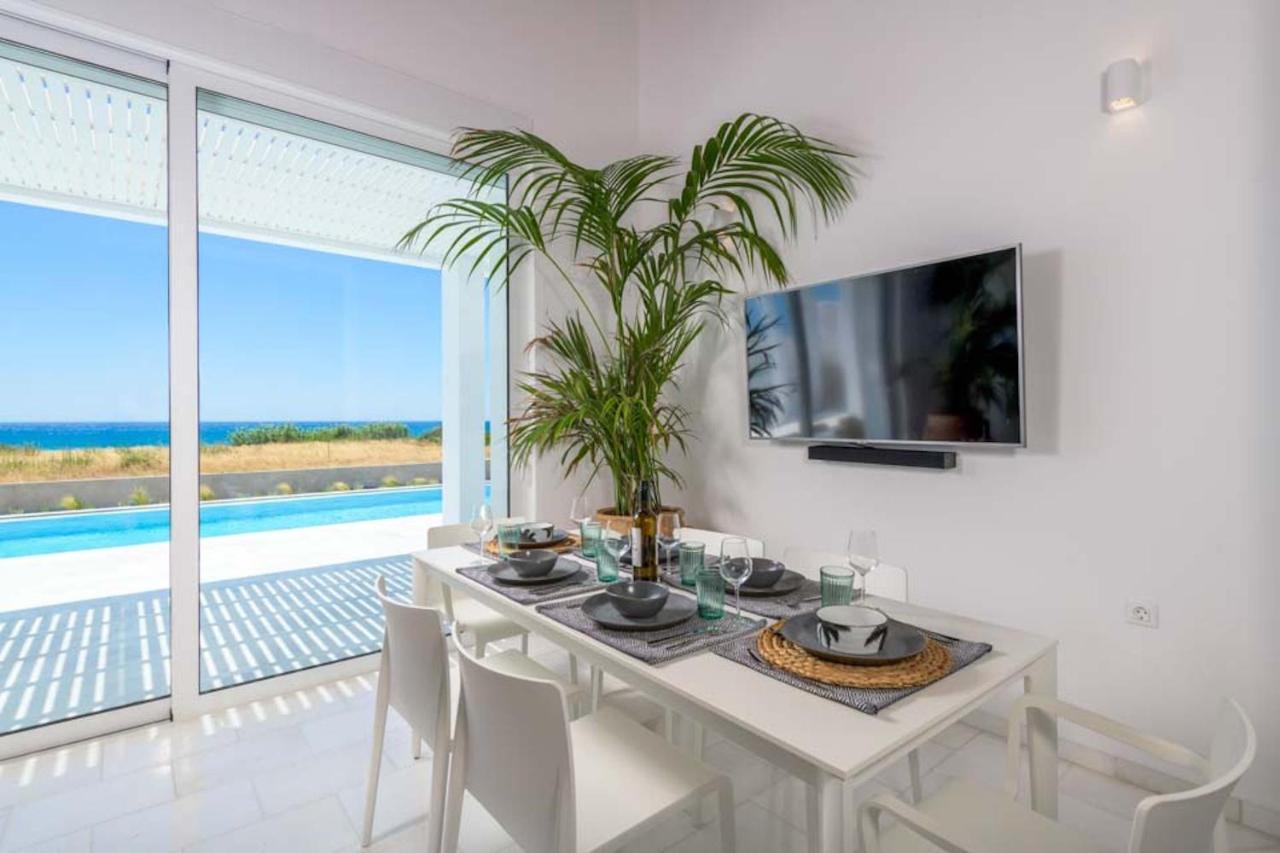Seashore Beachfront Villa Lakhania Exterior foto